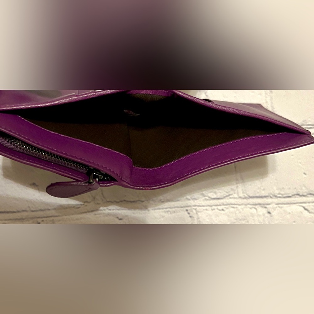Like New Purple Bottega Veneta Intrecciato Leather Compact Wallet With Box - Picture 14 of 16